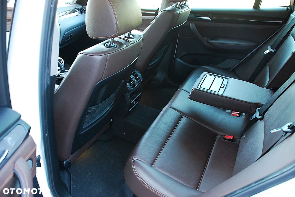 BMW X3 xDrive28i xLine - 14