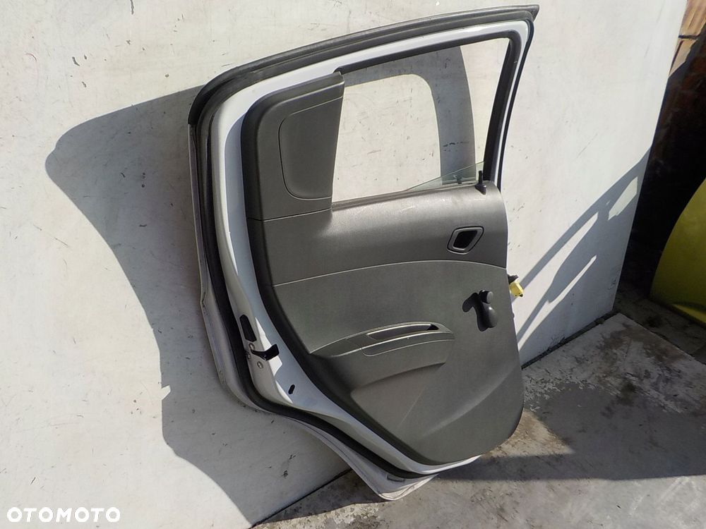 673 CHEVROLET SPARK III M300 DRZWI LEWE TYŁ TYLNE 09- - 4