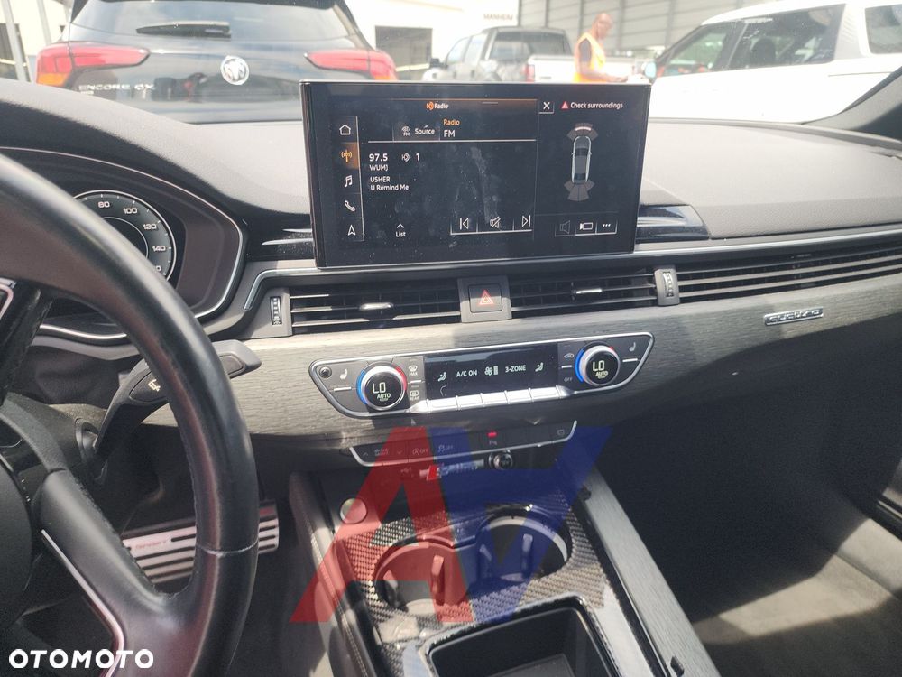 Audi A4 Limousine - 7