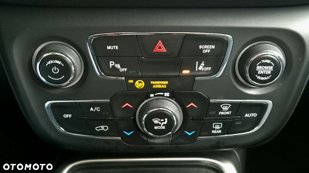 Jeep Compass 2.0 MJD Night Eagle 4WD S&S - 21