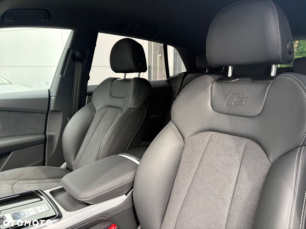 Audi Q8 - 11