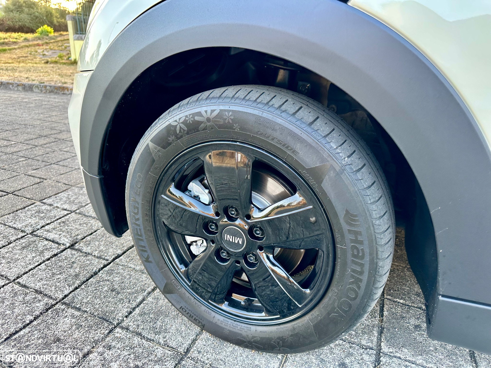 MINI 3 Portas One D - 12