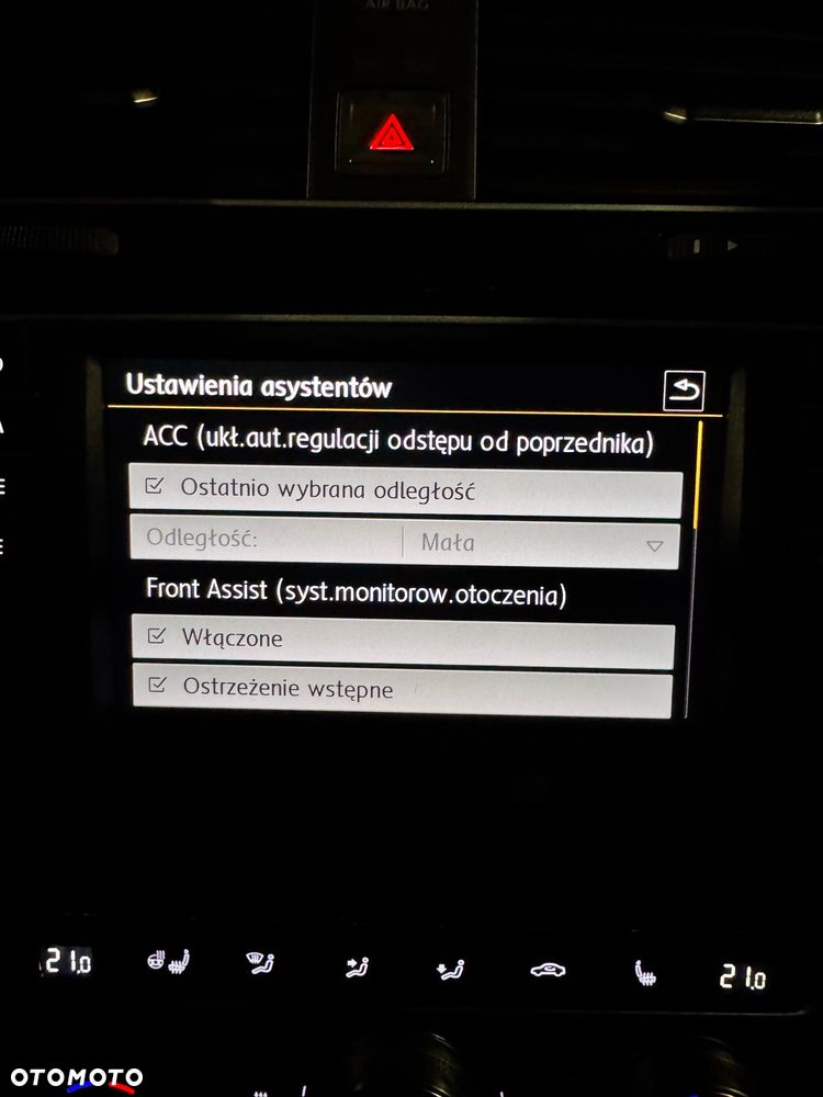 Volkswagen Golf 1.6 TDI BlueMotion Technology DSG Allstar - 22