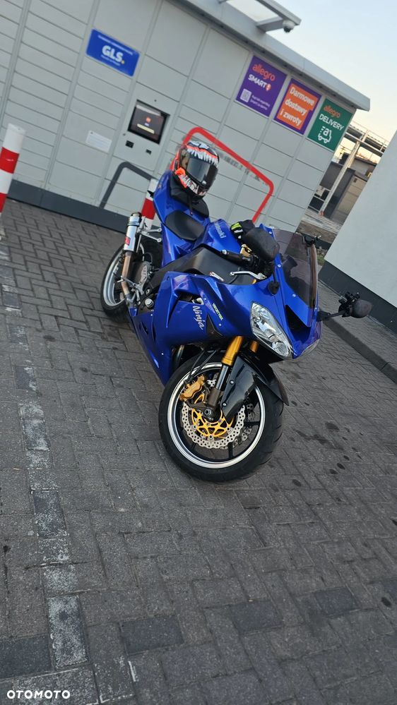 Kawasaki ZX - 7