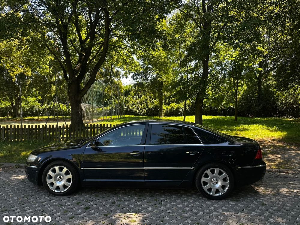 Volkswagen Phaeton - 2