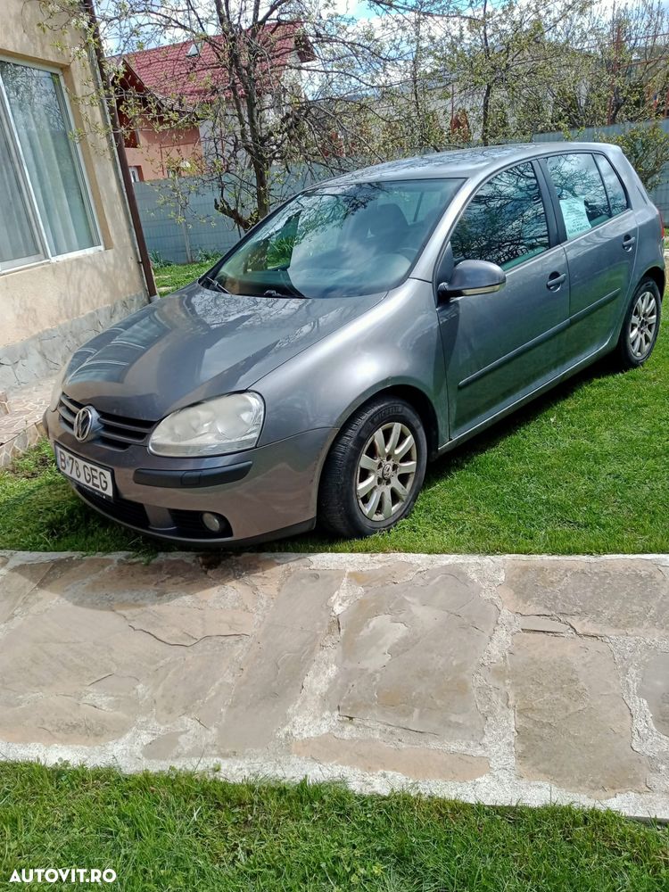 Volkswagen Golf 1.6 TDI DPF Comfortline - 1