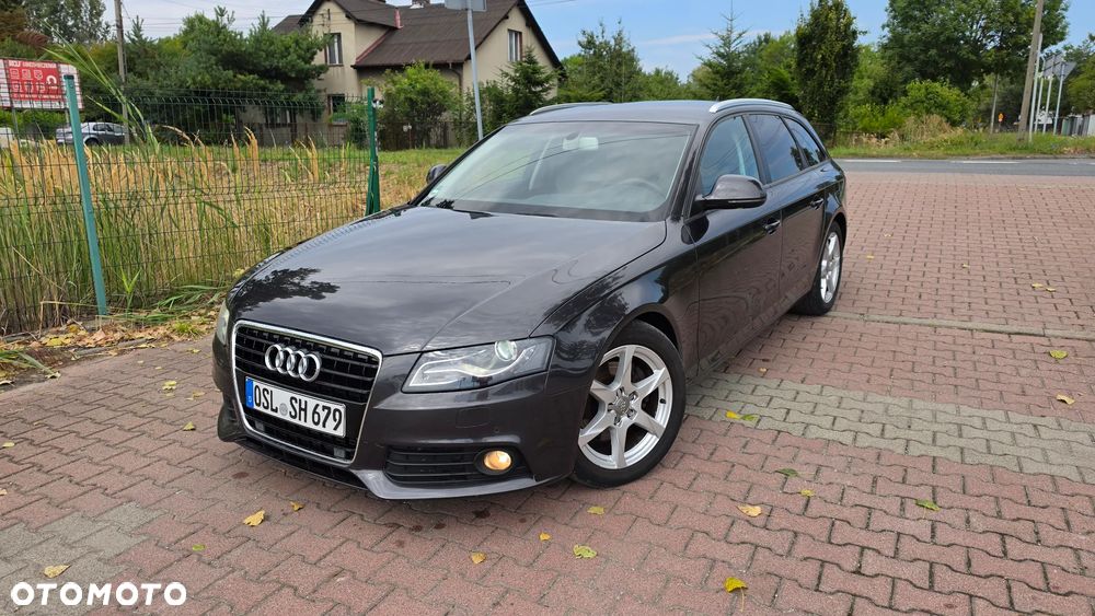 Audi A4 Avant - 31
