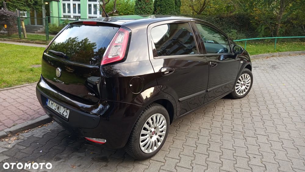 Fiat Punto Evo 1.4 8V Estiva Blue&Me - 6