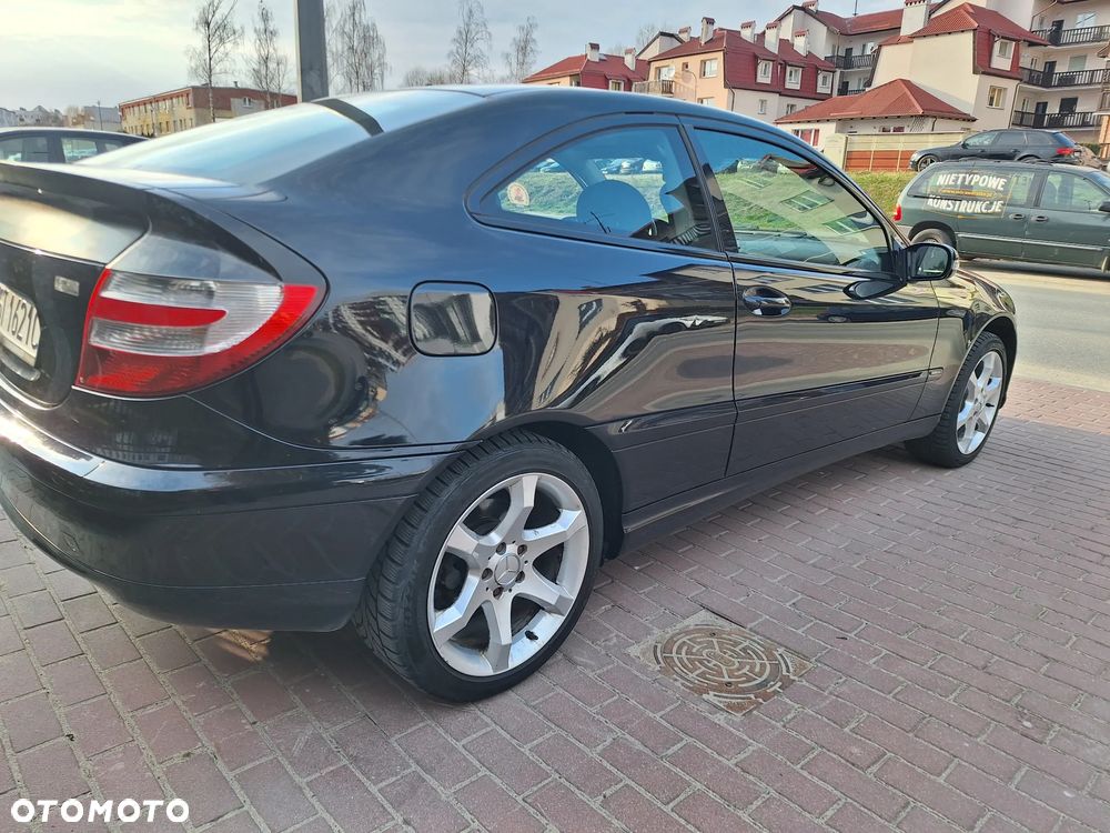 Mercedes-Benz Klasa C 180 Kompressor Sport Edition - 2