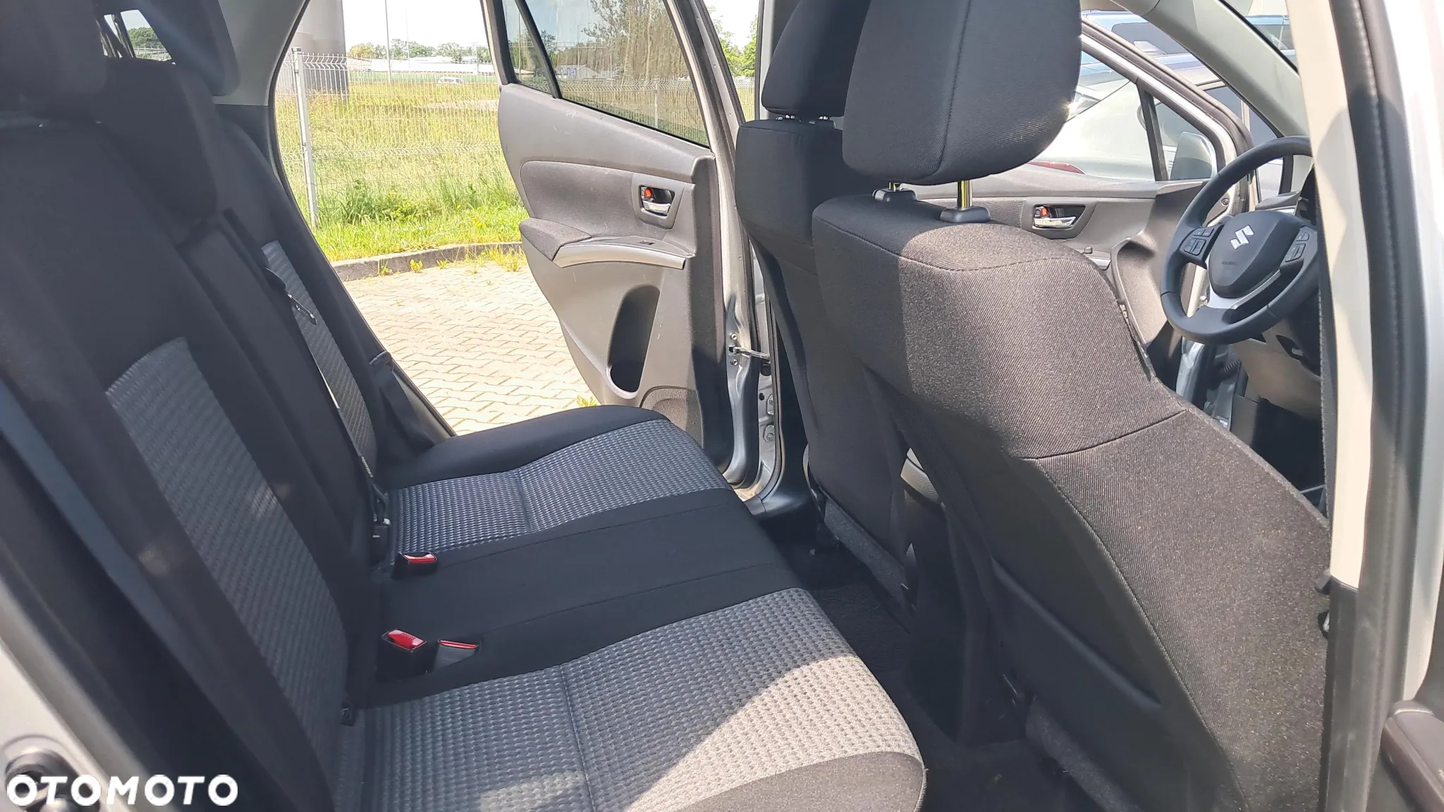 Suzuki SX4 S-Cross - 32