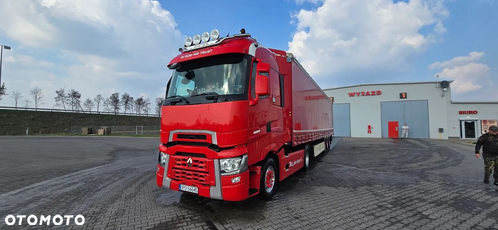 Renault T480 - 12