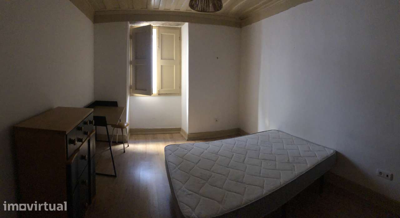 Moradia T3 Isolada com Terraço em Castelo Branco - Grande imagem: 4/8