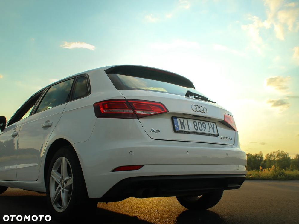 Audi A3 Sportback 35 TFSI S tronic - 24