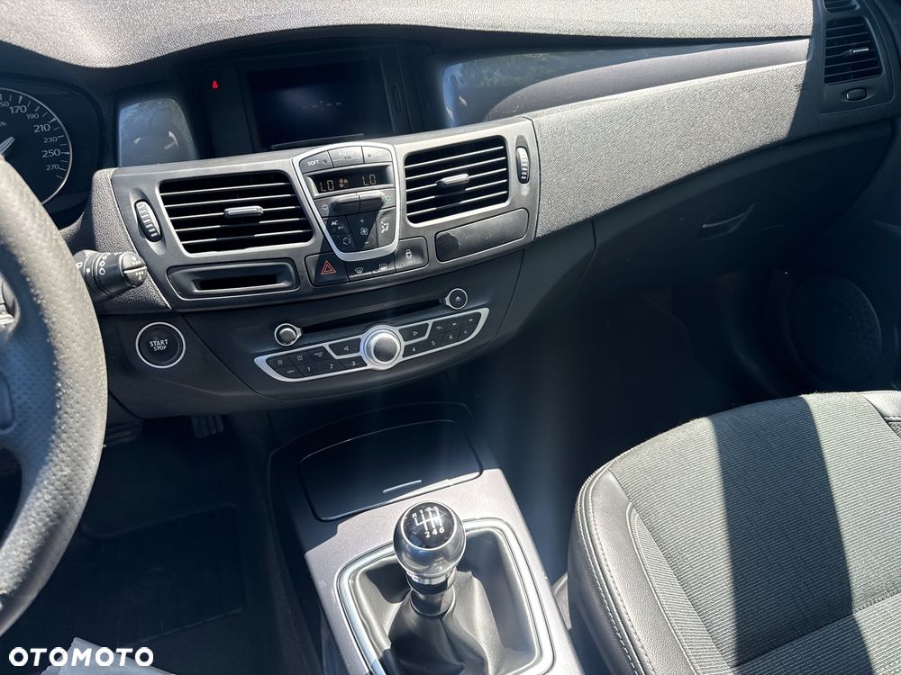 Renault Laguna 2.0 DCi Confort Dynamique - 15
