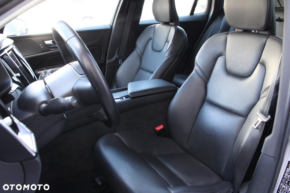 Volvo V60 - 23