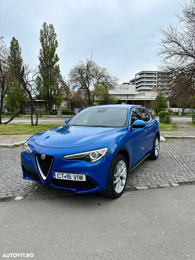 Alfa Romeo Stelvio 2.0 Turbo AWD AT8 Super - 2