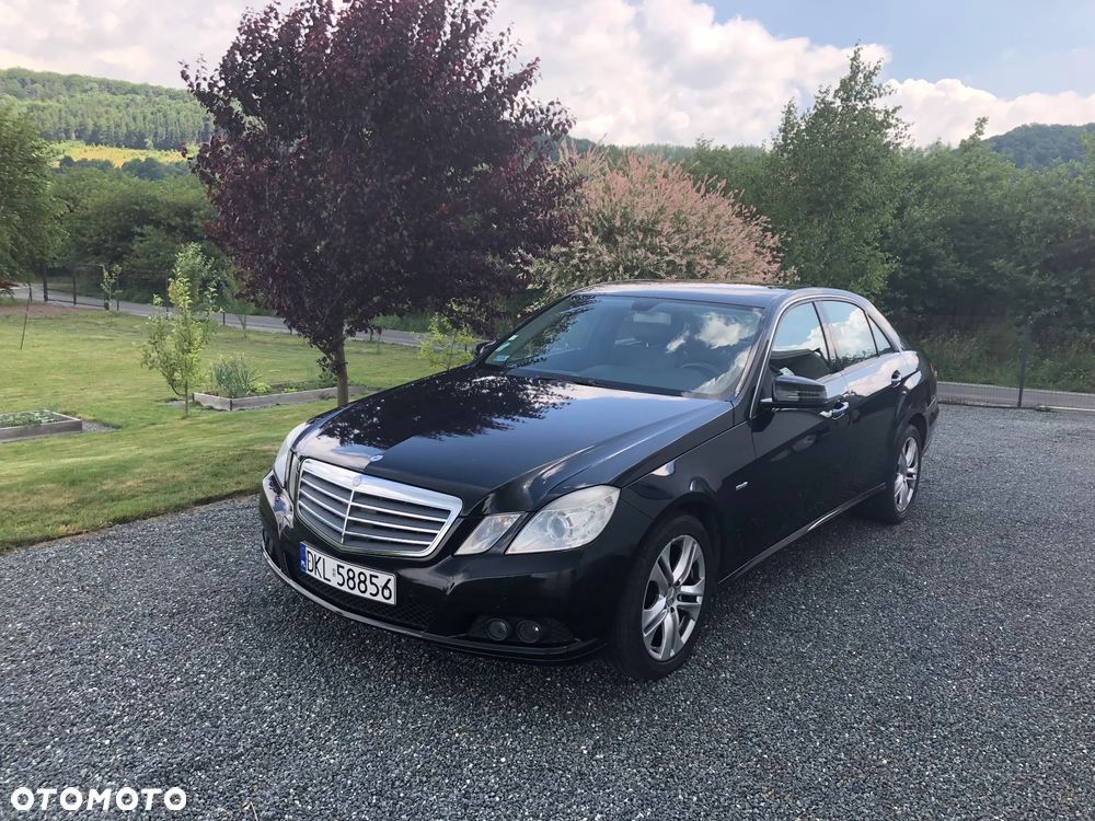 Mercedes-Benz Klasa E 220 CDI BlueEff - 1