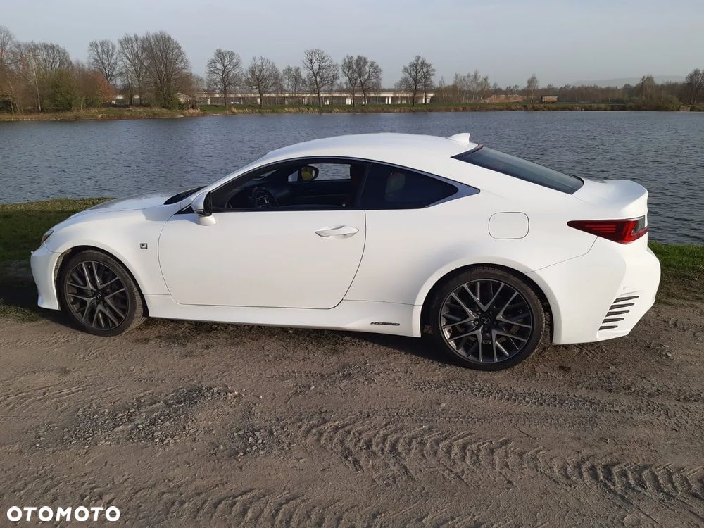 Lexus RC