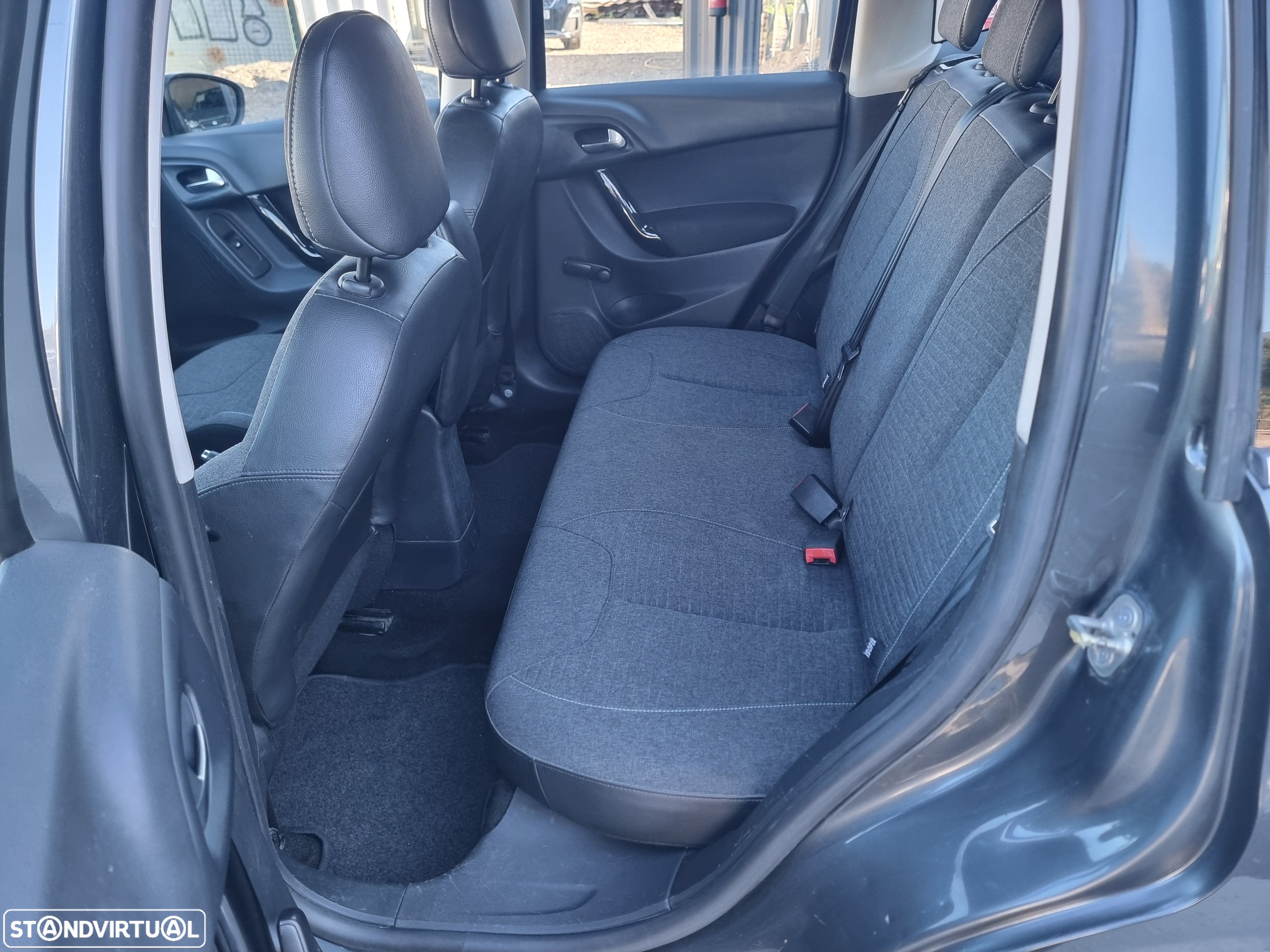 Citroën C3 1.2 PureTech Collection - 15