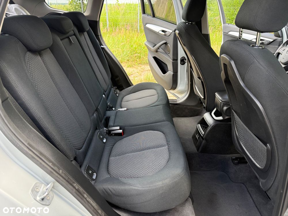BMW X1 - 12