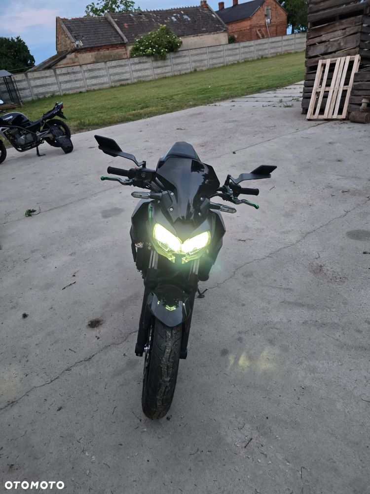 Kawasaki Z 650 - 6