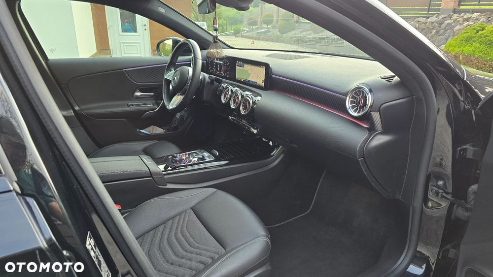 Mercedes-Benz Klasa A 180 d Style 8G-DCT - 14