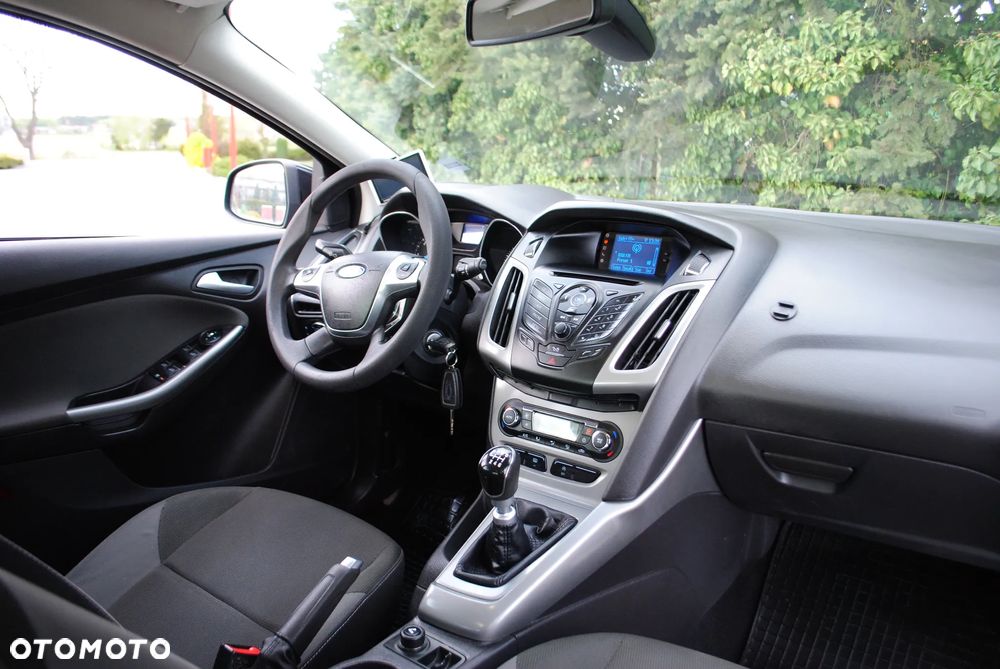 Ford Focus 1.6 TDCi DPF Titanium - 13