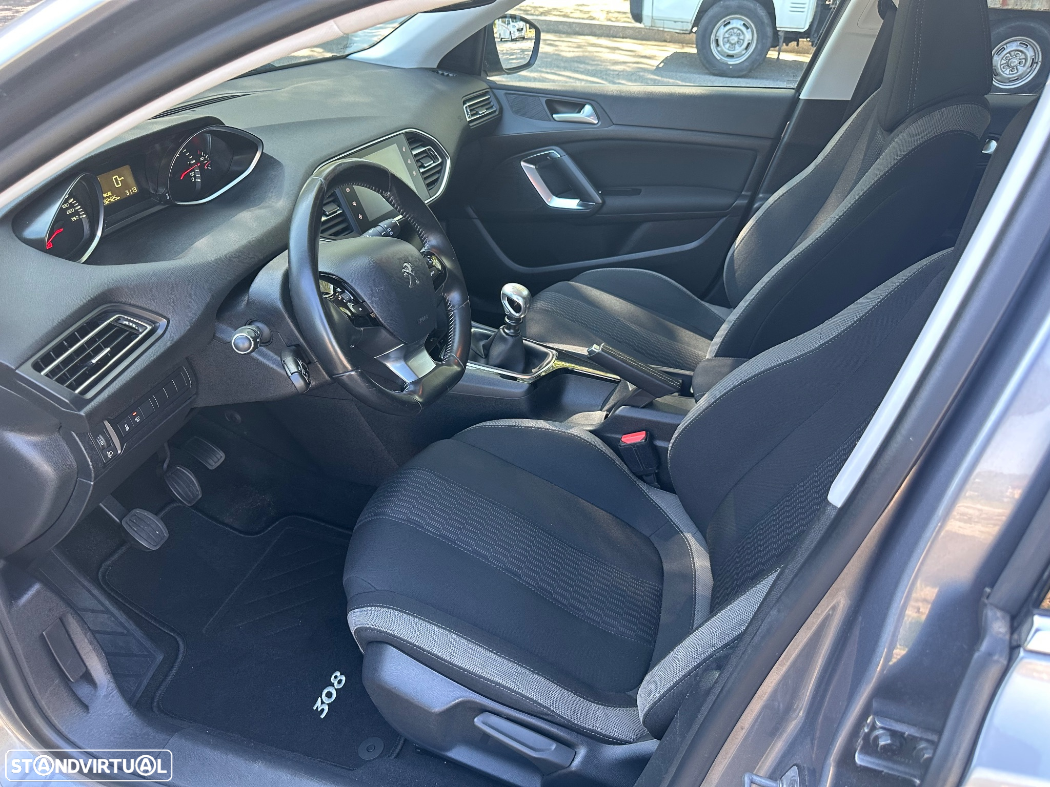 Peugeot 308 1.6 BlueHDi Style - 9