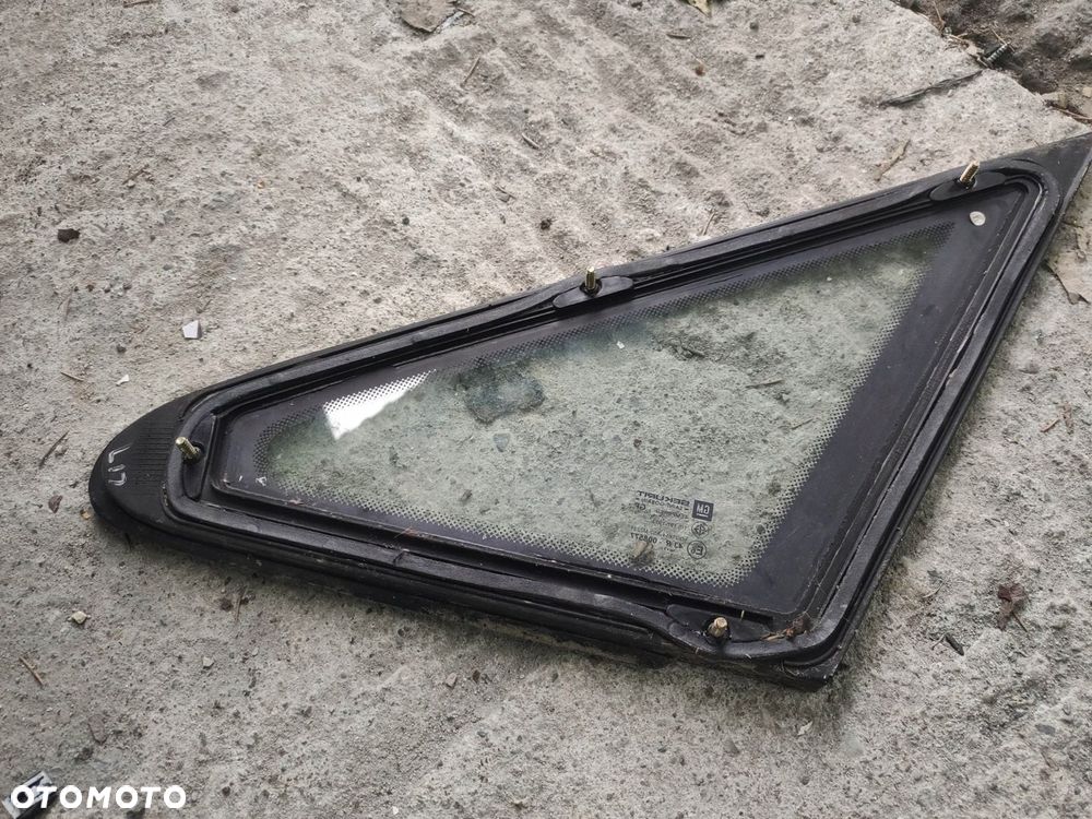 KL SZYBA KAROSERYJNA PRAWY PRZÓD OPEL ZAFIRA A - 3