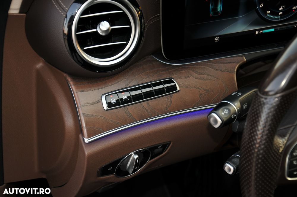 Mercedes-Benz E - 26