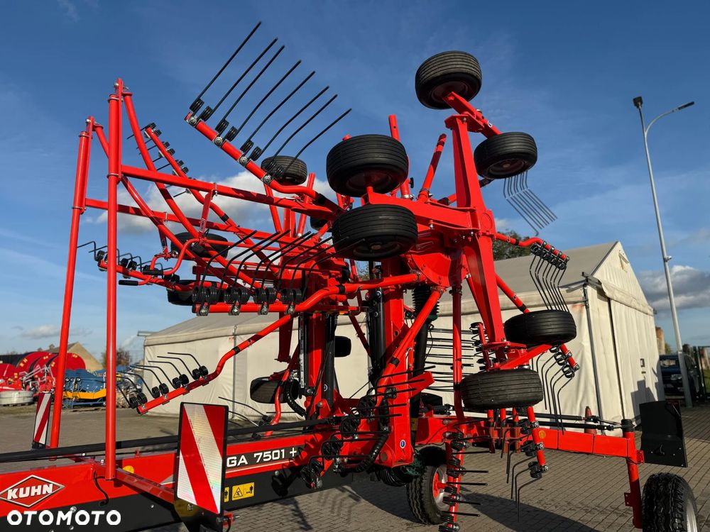 Kuhn Dwukaruzelowa zgrabiarka GA 7501+ KUHN (KMK Agro)