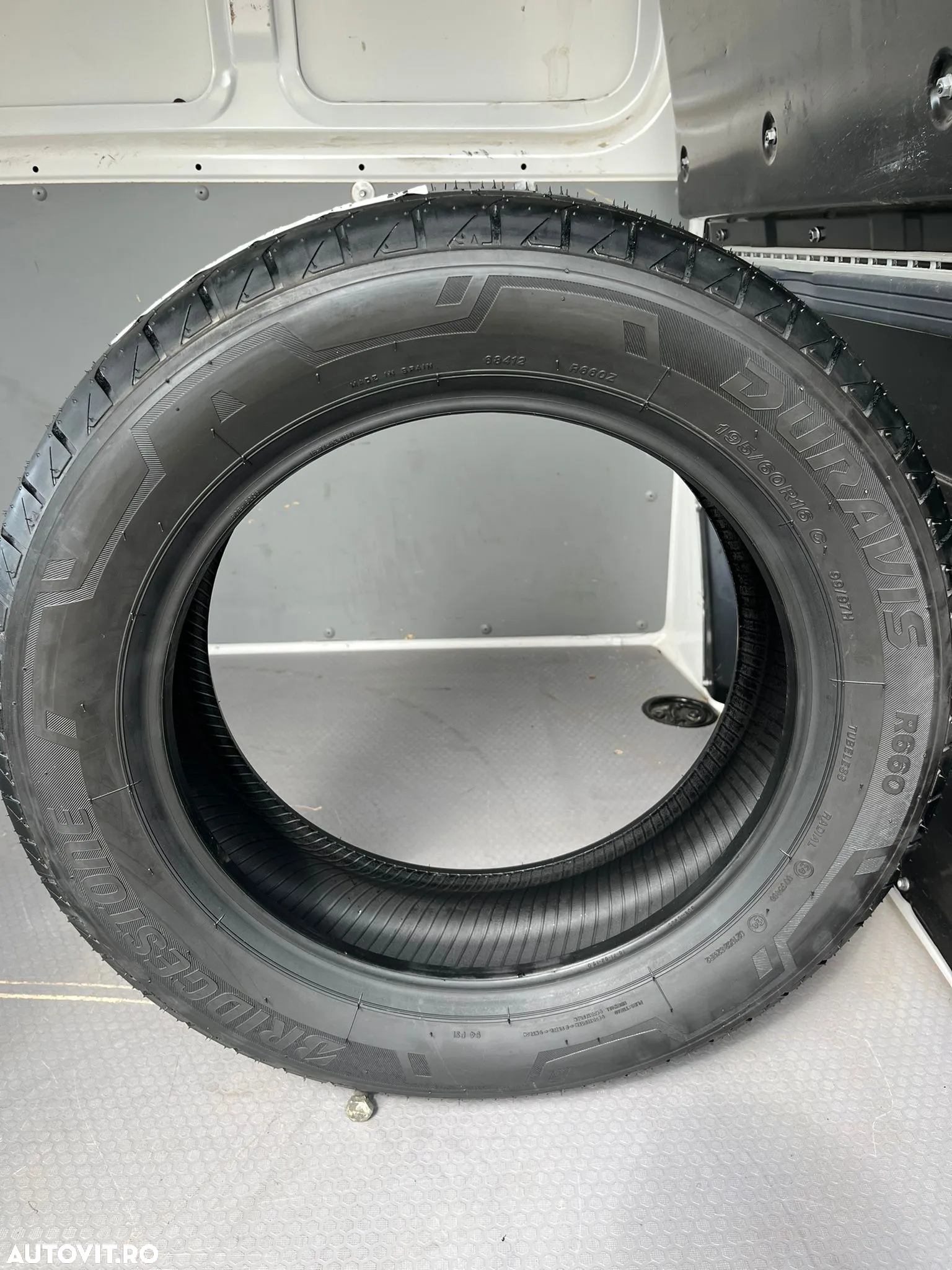 Anvelope noi tip C Vara 195/60 R16C Bridgestone R660 99/97H - 3