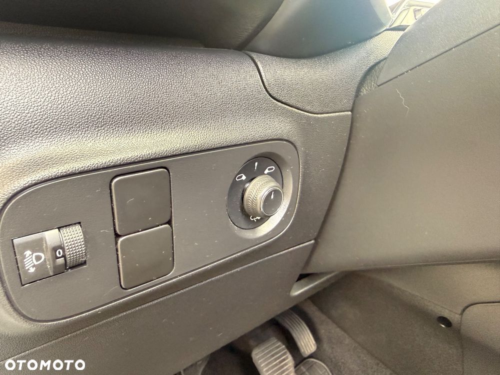 Citroën C3 1.2 PureTech Shine - 17