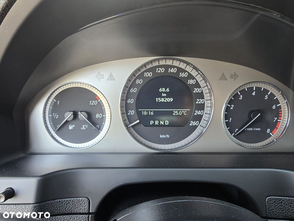 Mercedes-Benz Klasa C 200 (BlueEFFICIENCY) 7G-TRONIC Elegance - 11