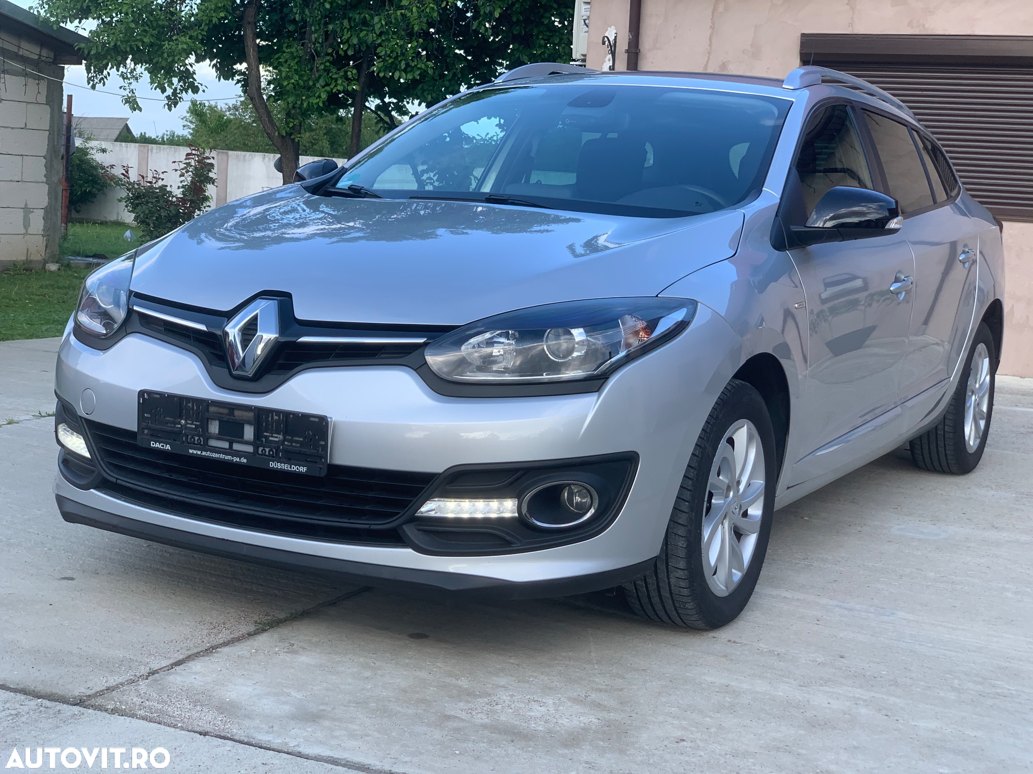 Renault Megane Grandtour ENERGY TCe 115 Start & Stopp LIMITED - 23