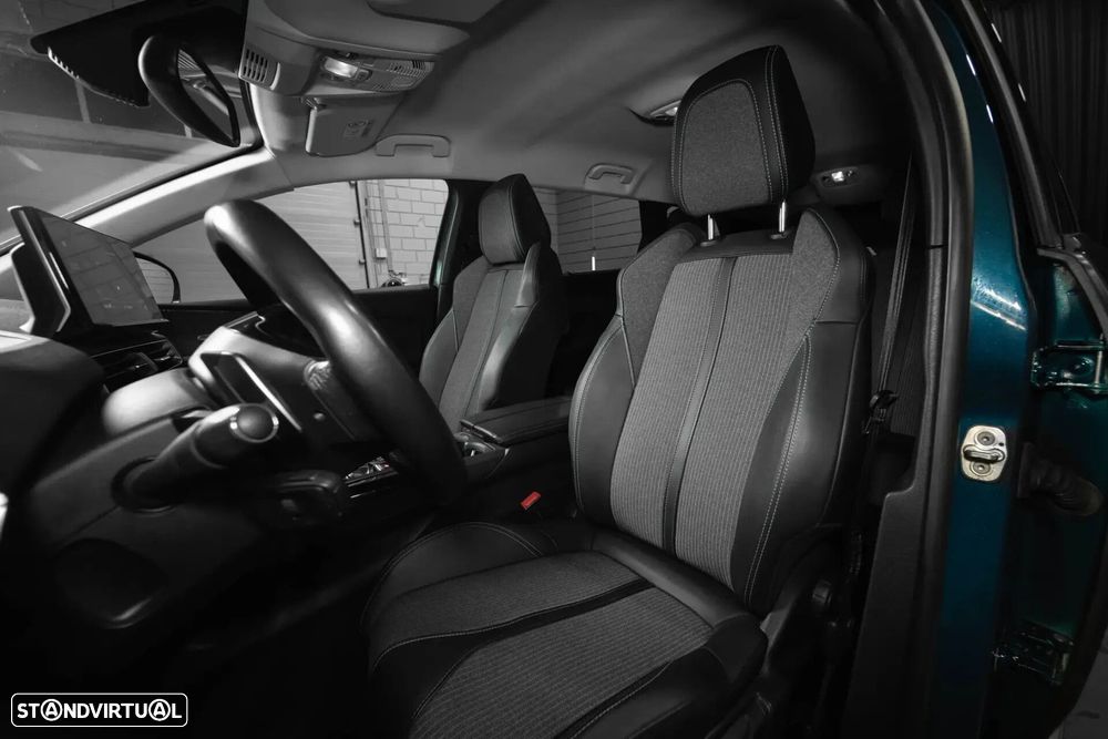 Peugeot 5008 BlueHDI 130 EAT8 Allure - 12