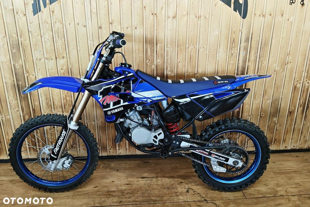 Yamaha YZ - 4