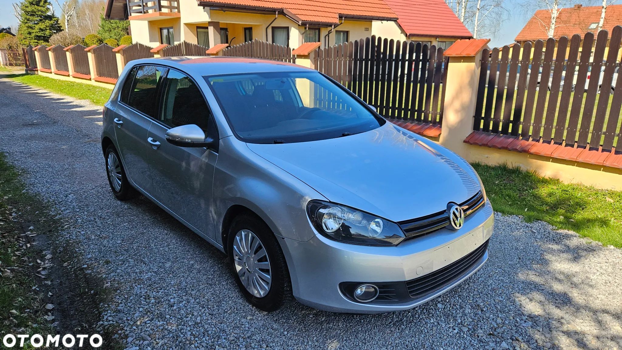 Volkswagen Golf 1.6 Team - 1