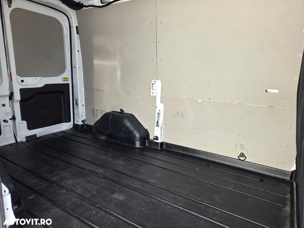 Ford New Transit L2H2 - 16