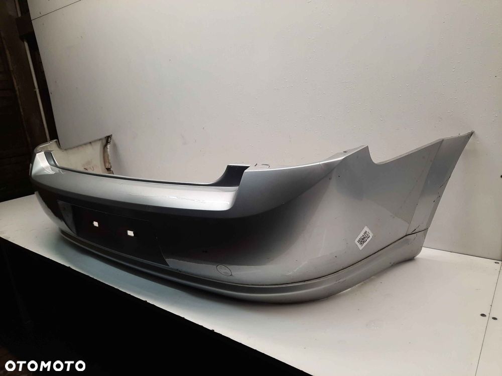 ^ ZDERZAK TYŁ TYLNY OPEL VECTRA C Z157 SREBRNY SEDAN - 3