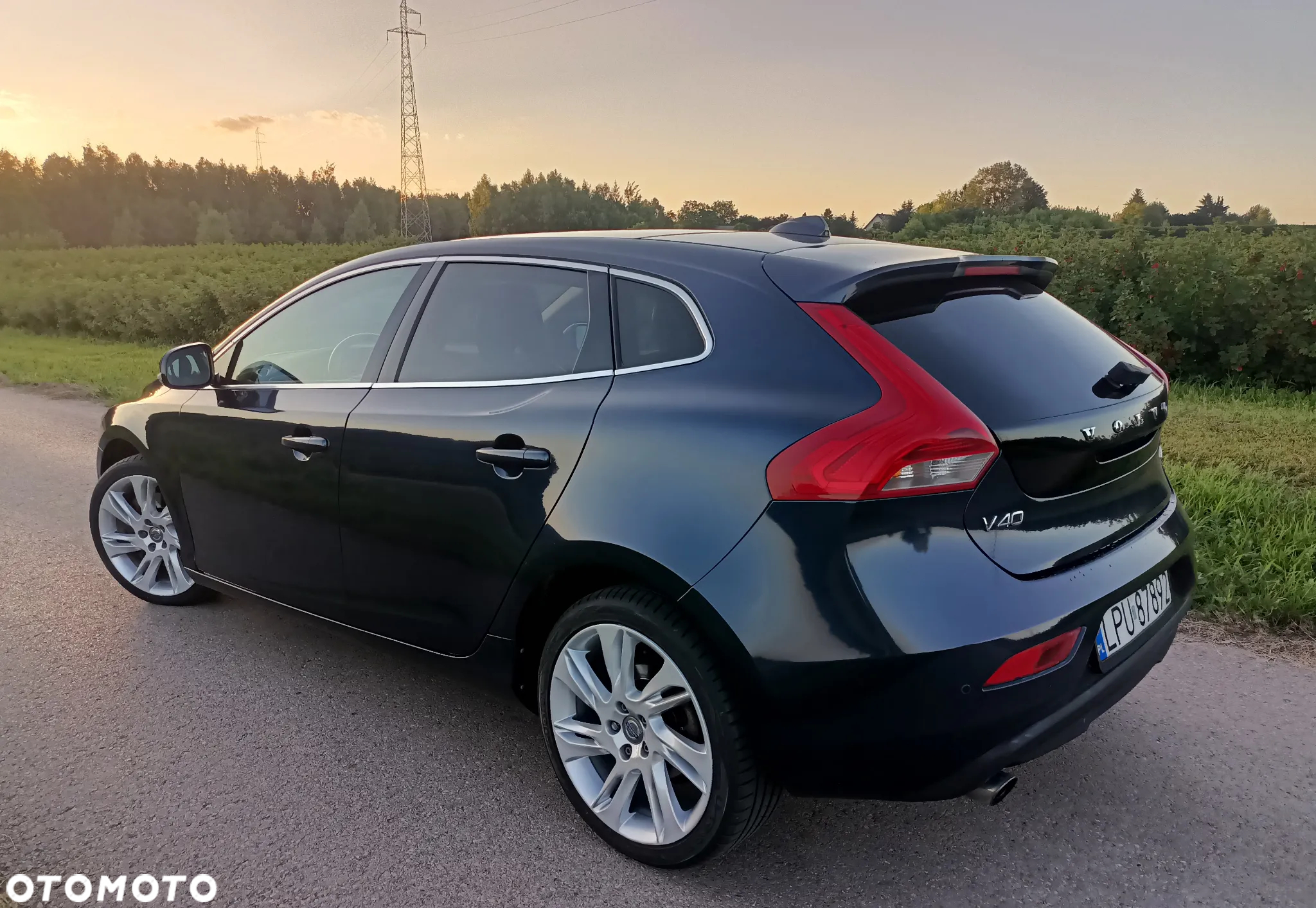 Volvo V40 D4 Geartronic Summum - 4