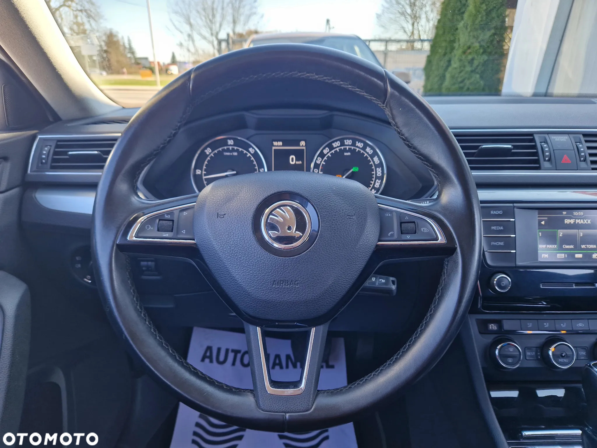 Skoda Superb 2.0 TDI DSG Ambition - 18