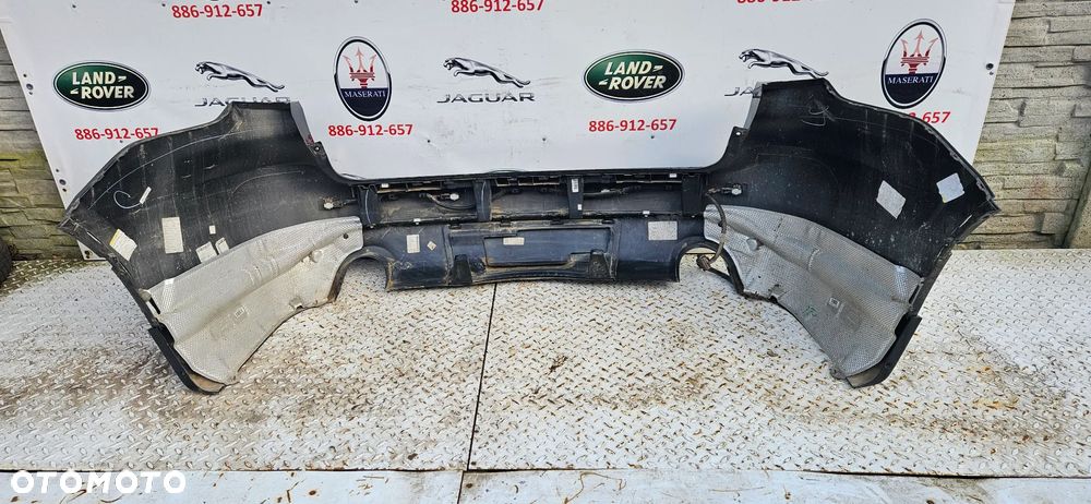 Dodge Durango III LIFT 2017- GT Kompletny zderzak tył pod 4x PDC oraz zaślepka na hak ZDERZAK POD 2 RURY kolor PXJ CZARNY  wersja GT - 17