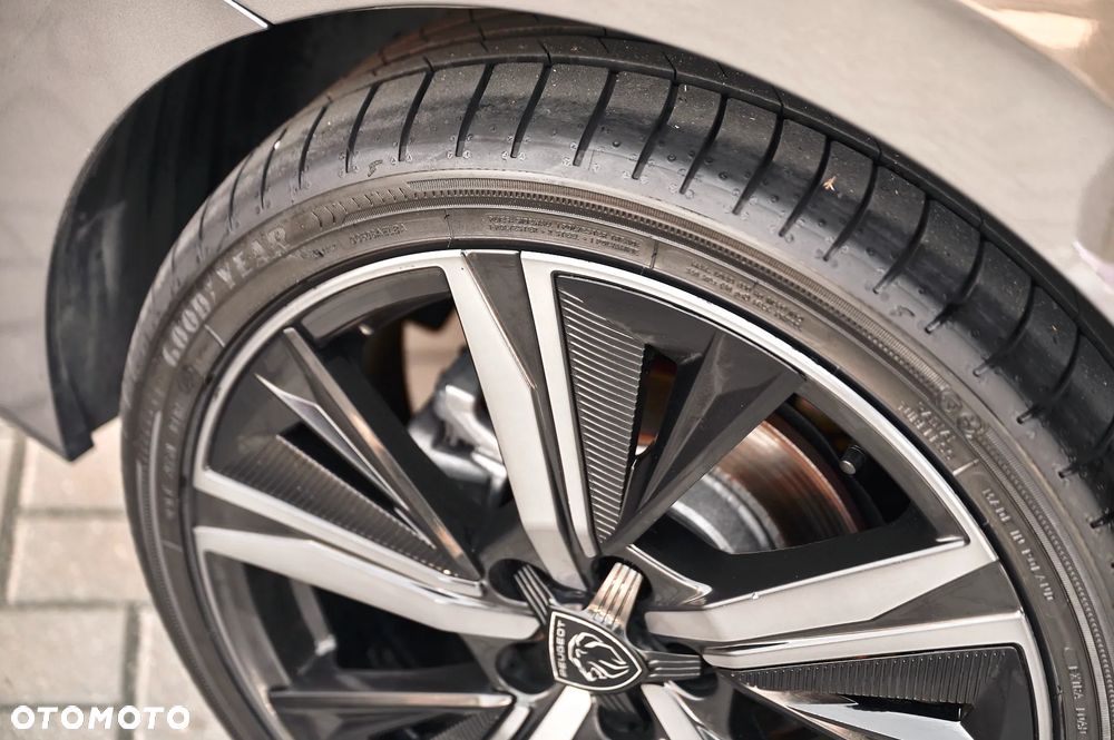 Peugeot 308 BlueHDi 130 EAT8 GT EXCLUSIVE - 17