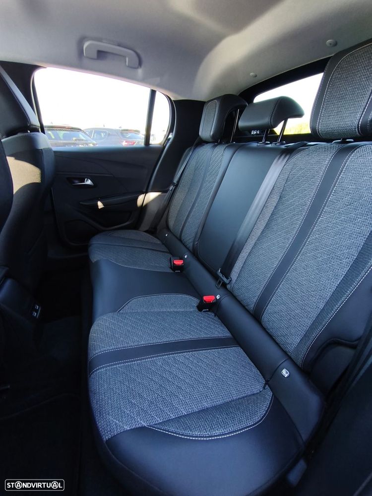 Peugeot e-208 50 kWh Allure Pack - 30