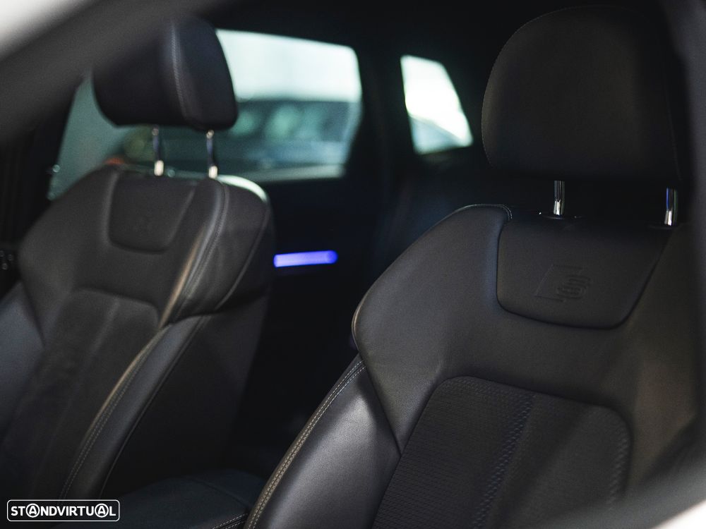 Audi e-tron 55 quattro S line - 29