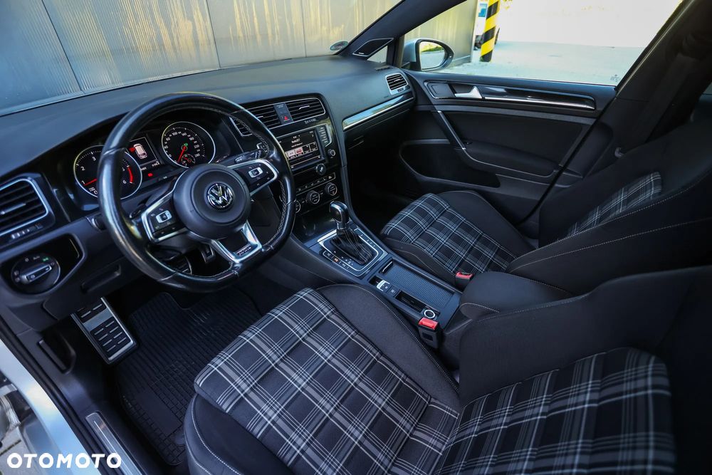 Volkswagen Golf GTD BlueMotion Technology DSG - 6