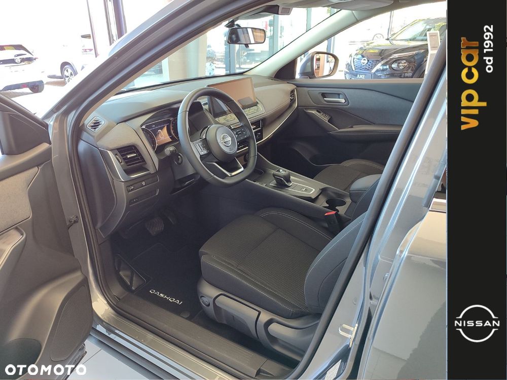 Nissan Qashqai 1.3 DIG-T MHEV Acenta Xtronic - 6