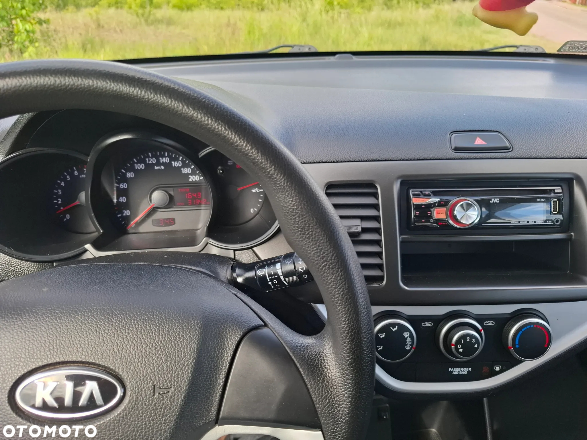 Kia Picanto 1.0 M - 11