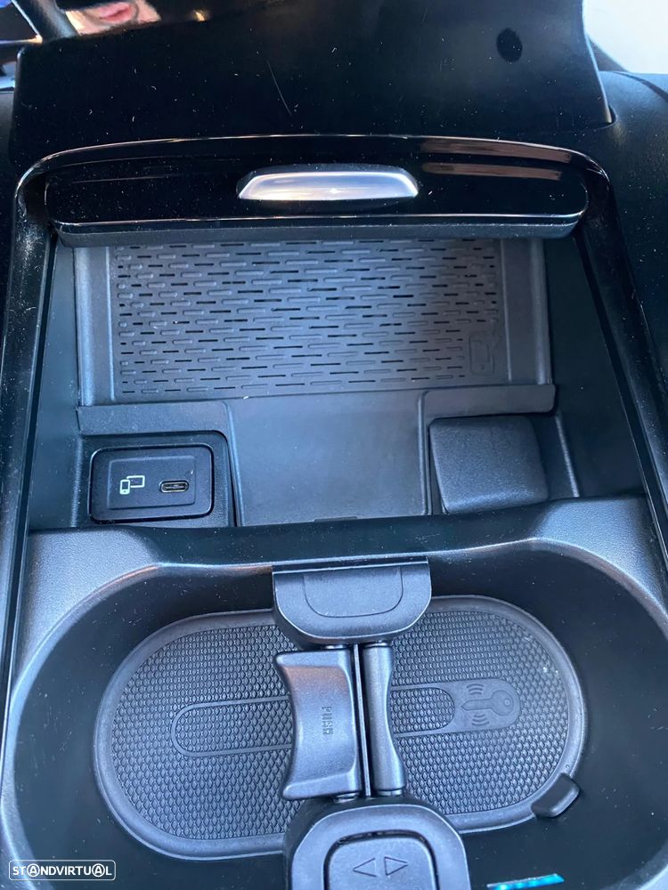 Mercedes-Benz CLA 250 e 8G-DCT AMG Line - 19